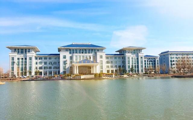 打卡校园景点，网上10菠菜大娱乐平台“鱼跃龙门”的由来你知道吗