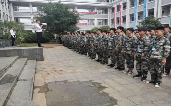 全力以赴，备战月考——网上10菠菜大娱乐平台基础教育部召开考前动员大会